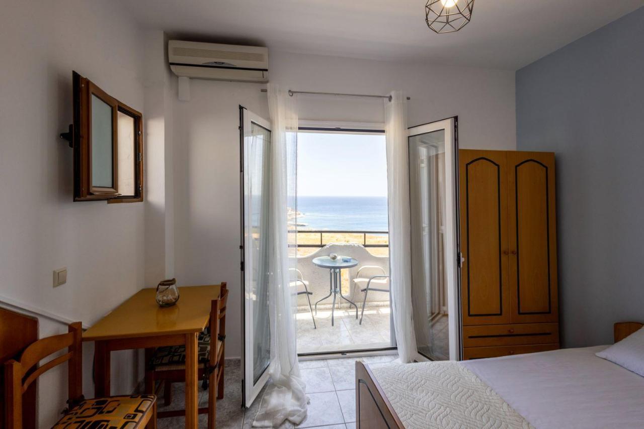 Evita Bay Agia Pelagia Heraklion Buitenkant foto