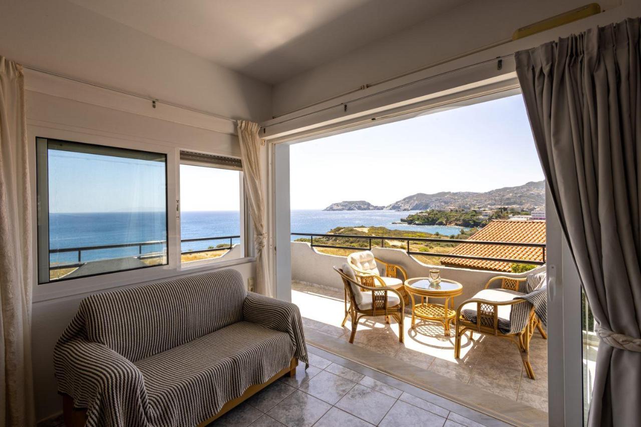 Evita Bay Agia Pelagia Heraklion Buitenkant foto
