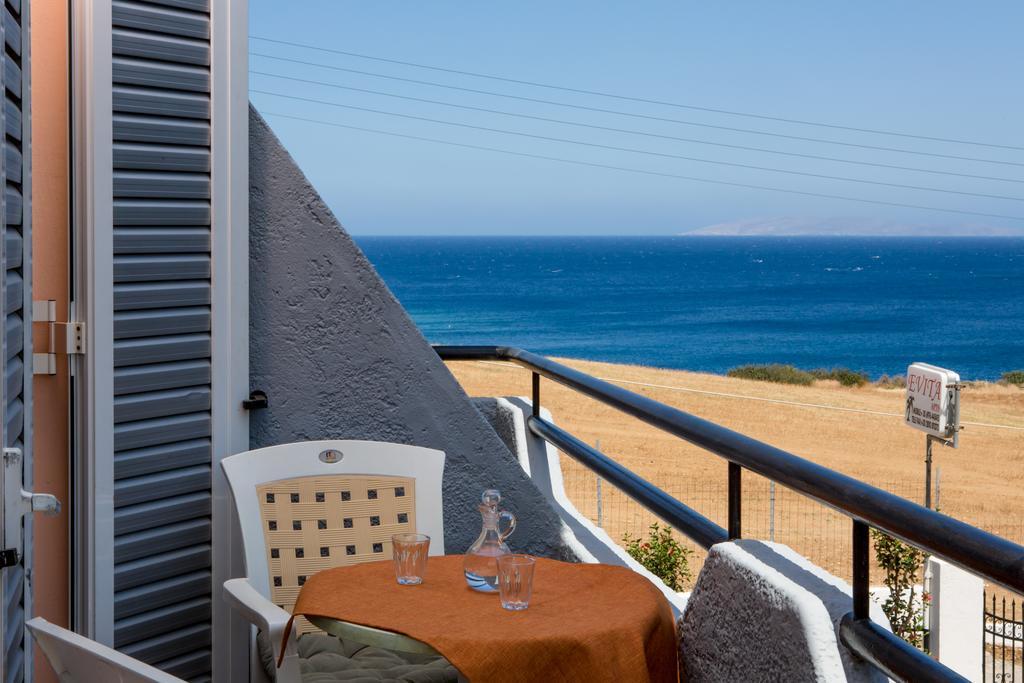 Evita Bay Agia Pelagia Heraklion Buitenkant foto