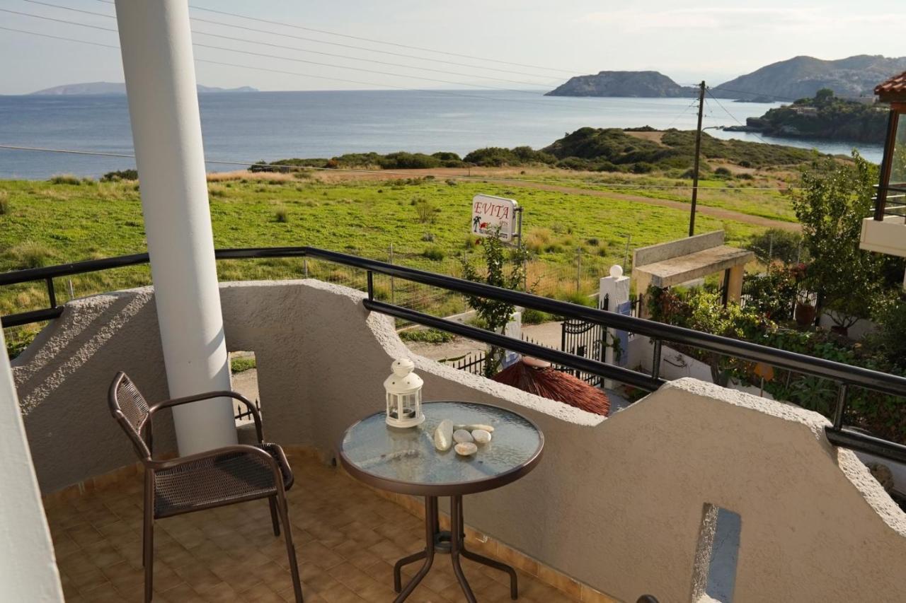 Evita Bay Agia Pelagia Heraklion Buitenkant foto